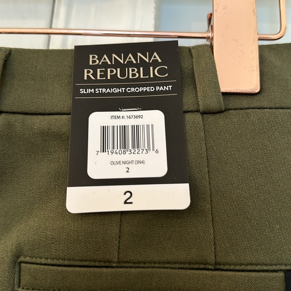 NWT BANANA REPUBLIC SLIM STRAGHT CROPPED PANTS in OLIVE NIGHT (3N4) Color - Picture 8 of 9